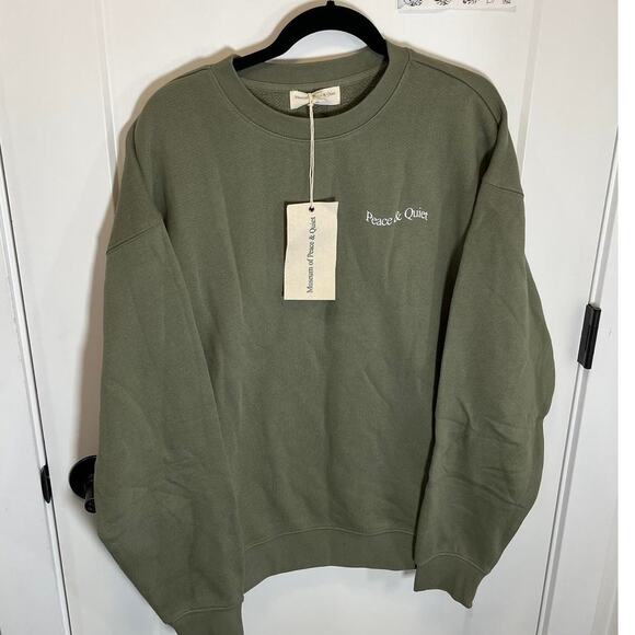•NWT• MUSEUM OF PEACE & QUIET Large Olive Crewneck Sweater - Picture 2 of 9